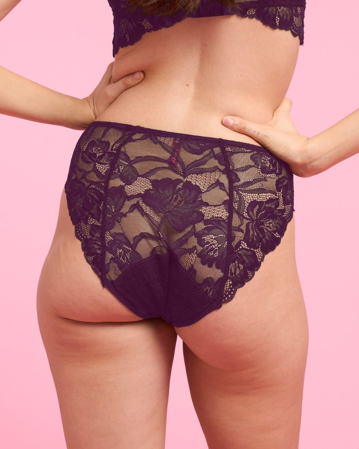 Ultra Strong – High Waist – Luxury Lace