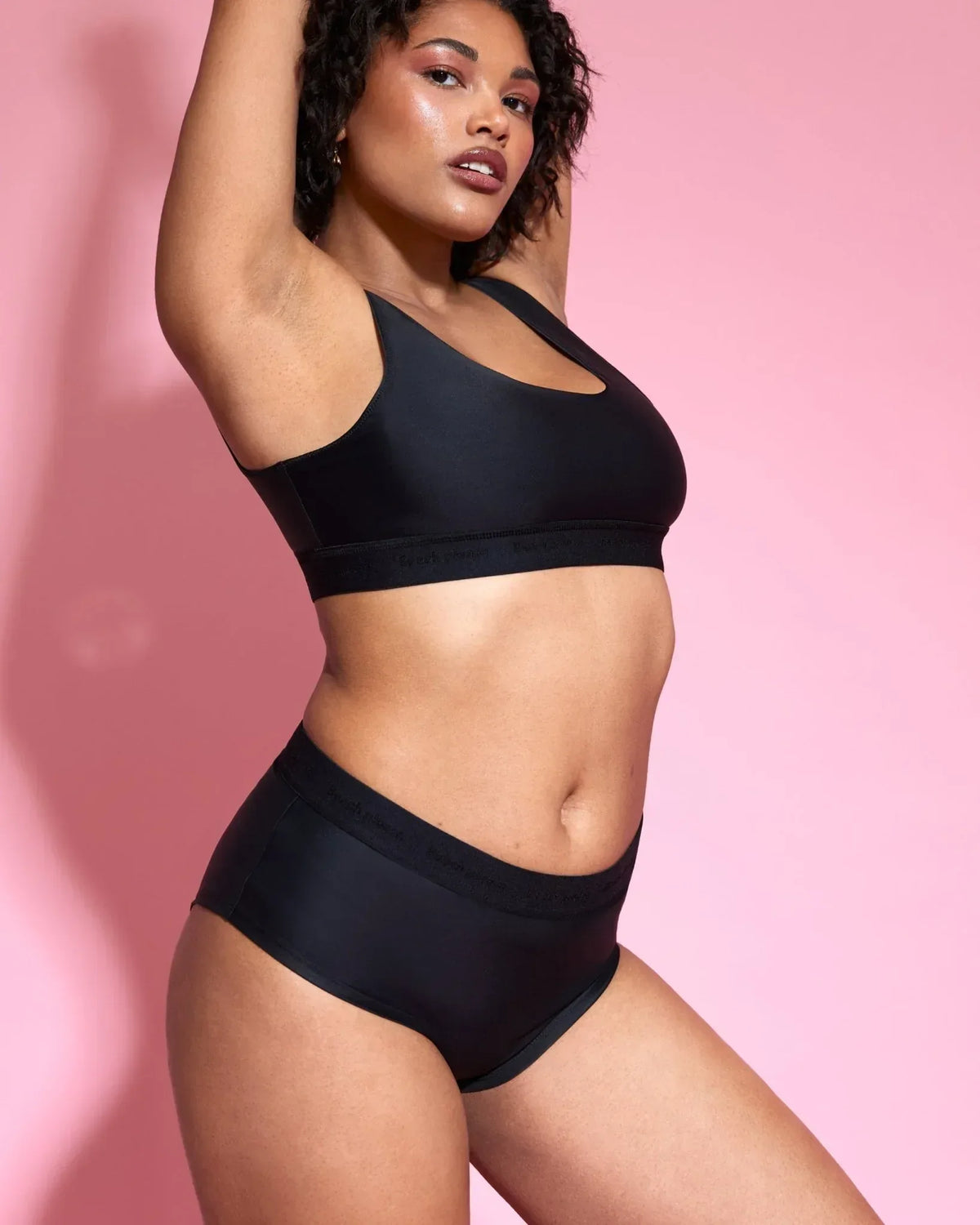 $model_name:Carolyn$model_height:175cm$model_size:42