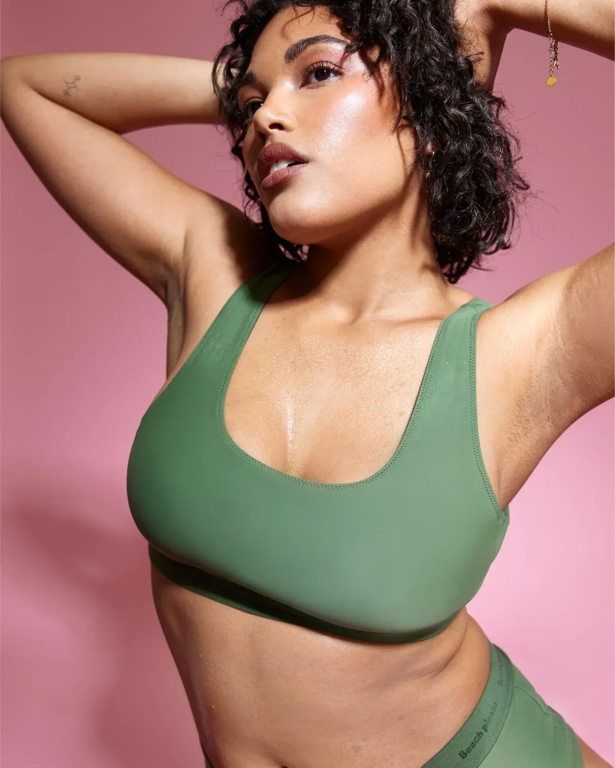 $model_name:Carolyn$model_height:175cm$model_size:42