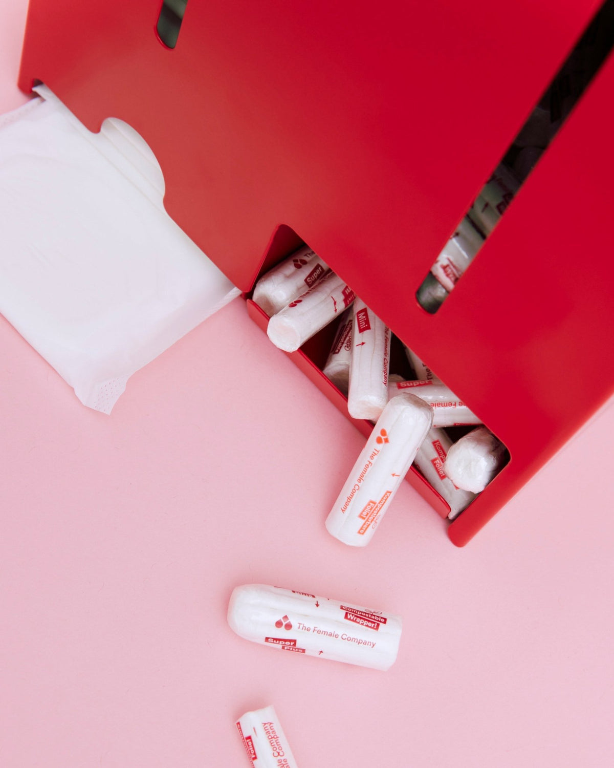 Tampon & Bindenspender inkl. Erstaustattung (200 Bio-Tampons + 40 Bio-Binden)