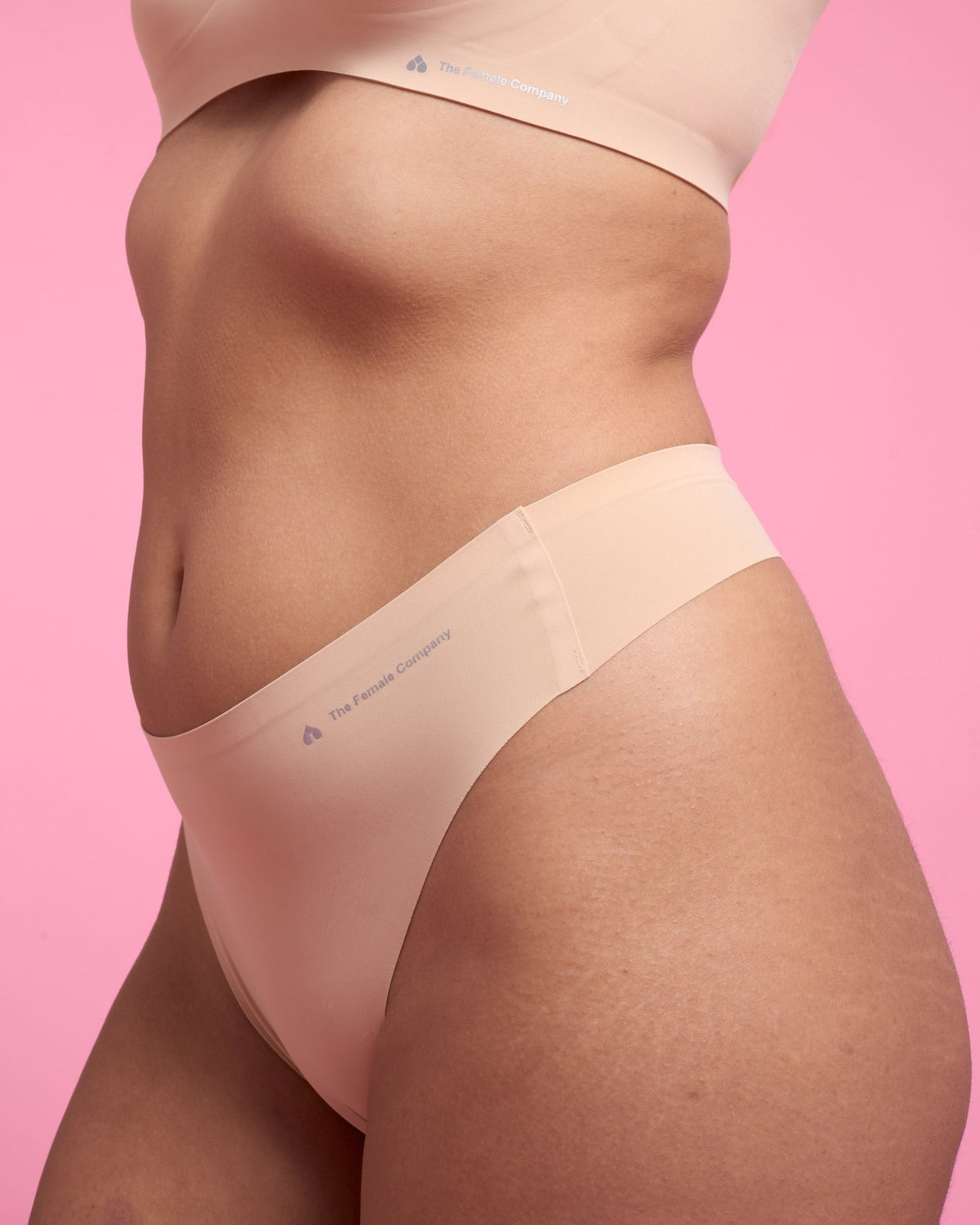 $model_name:Moema$model_height:178cm$model_size:38