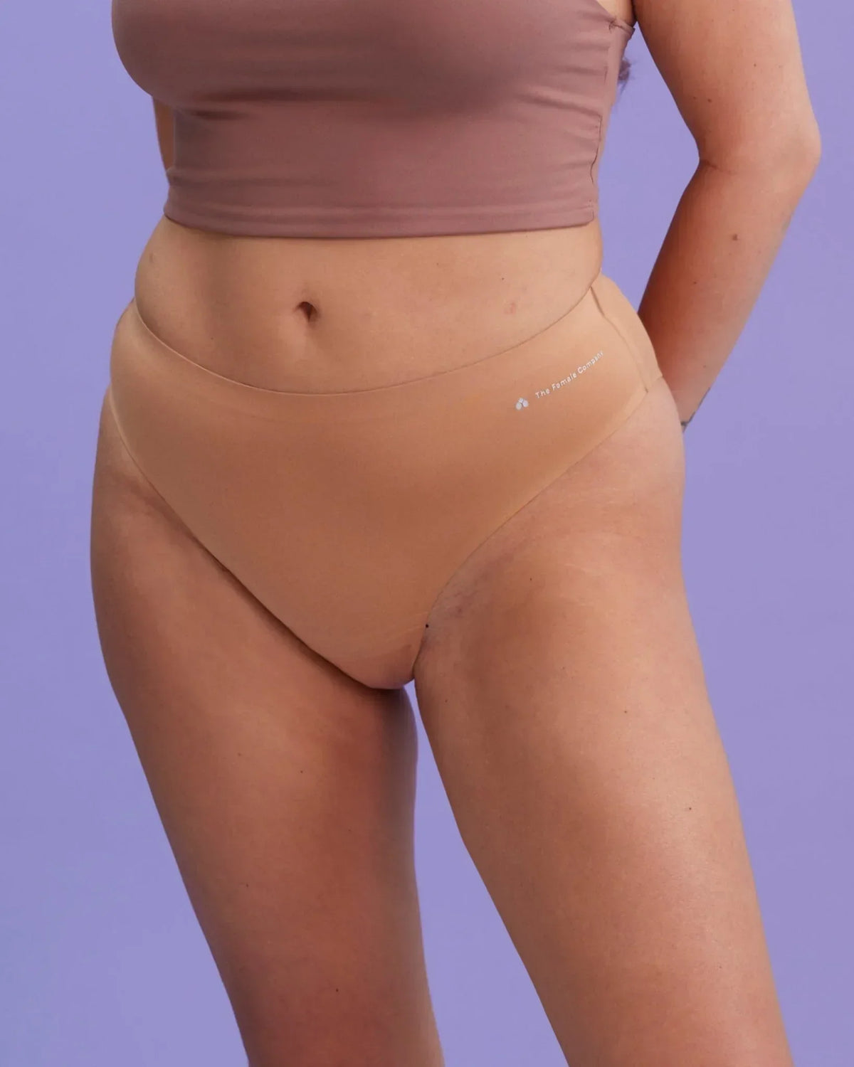 $model_name:Laura$model_height:176cm$model_size:40