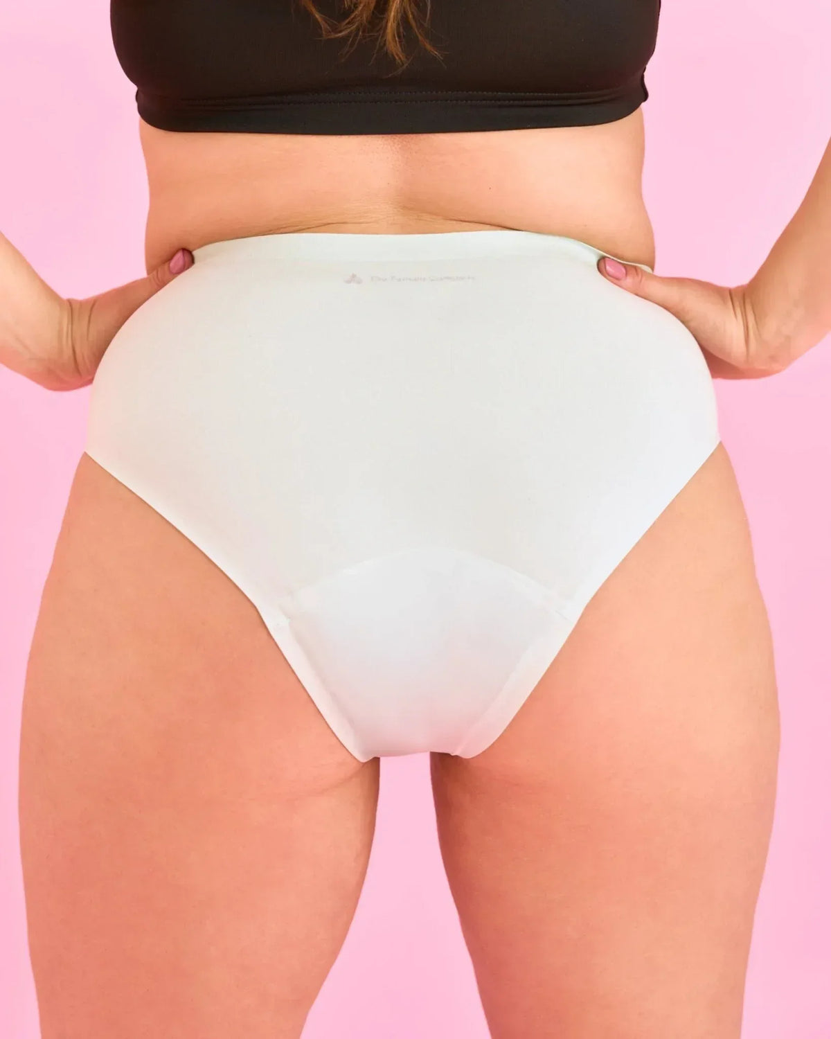 $model_name:Barbie$model_height:170cm$model_size:42