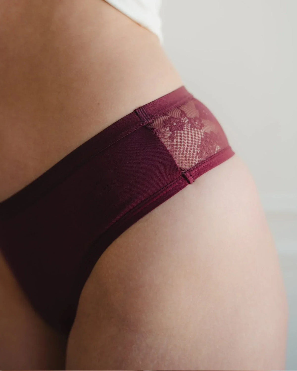 Period Panty - Medium - Tanga LACE - VIVEH Collection